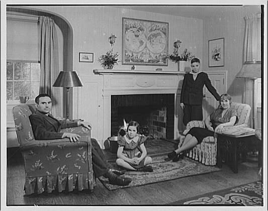Art Brown and family. Brown family portrait, facing camera I, 1937 (Library of Congress)