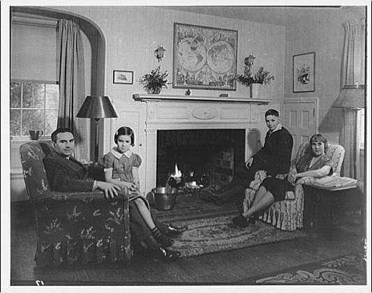 Art Brown and family. Brown family portrait, facing camera II, 1937 (Library of Congress)