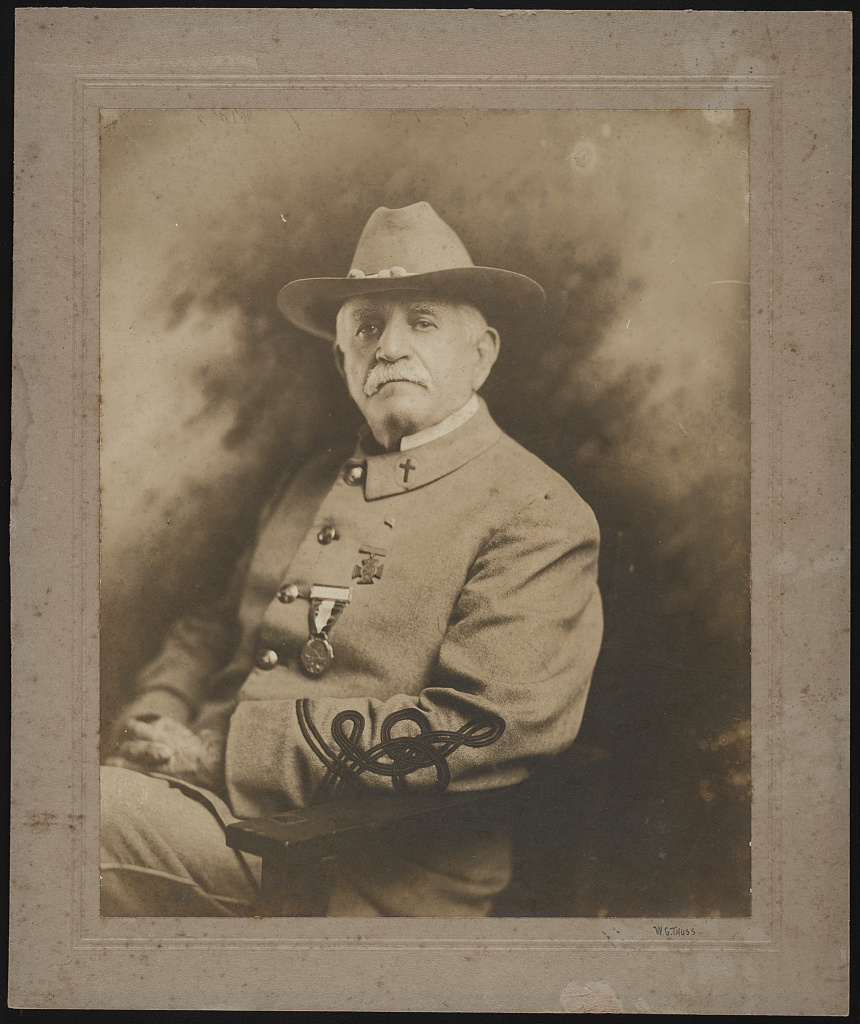 [Civil War veteran John P. Funk of 43rd Tennessee Infantry Regiment in uniform with United Confederate Veteran medal and Chaplain's Cross pin], 1920 (Library of Congress)