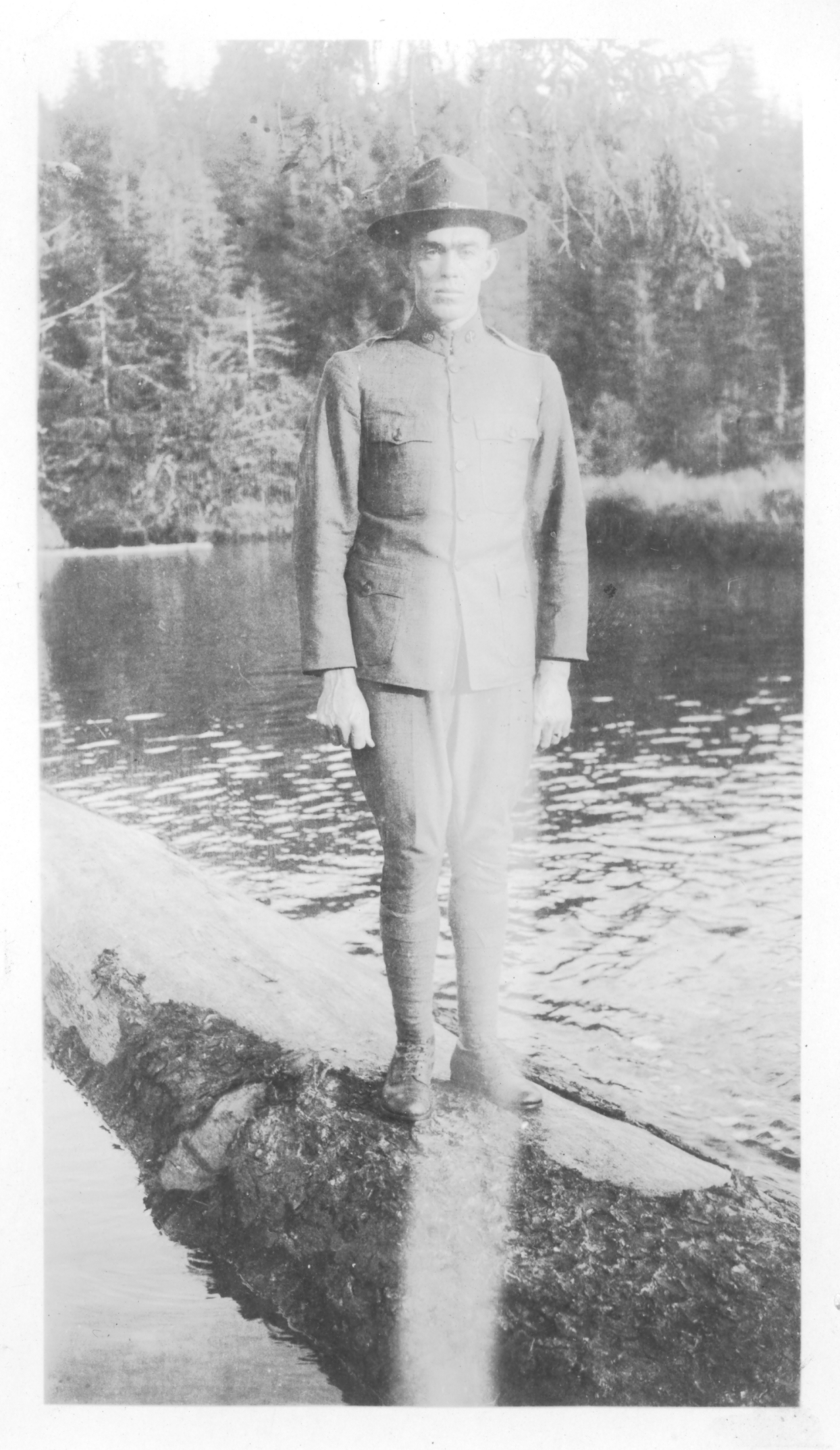 Forest Leo Rayborn (World War I, Tulare County) (World War I), 1914 (Internet Archive)
