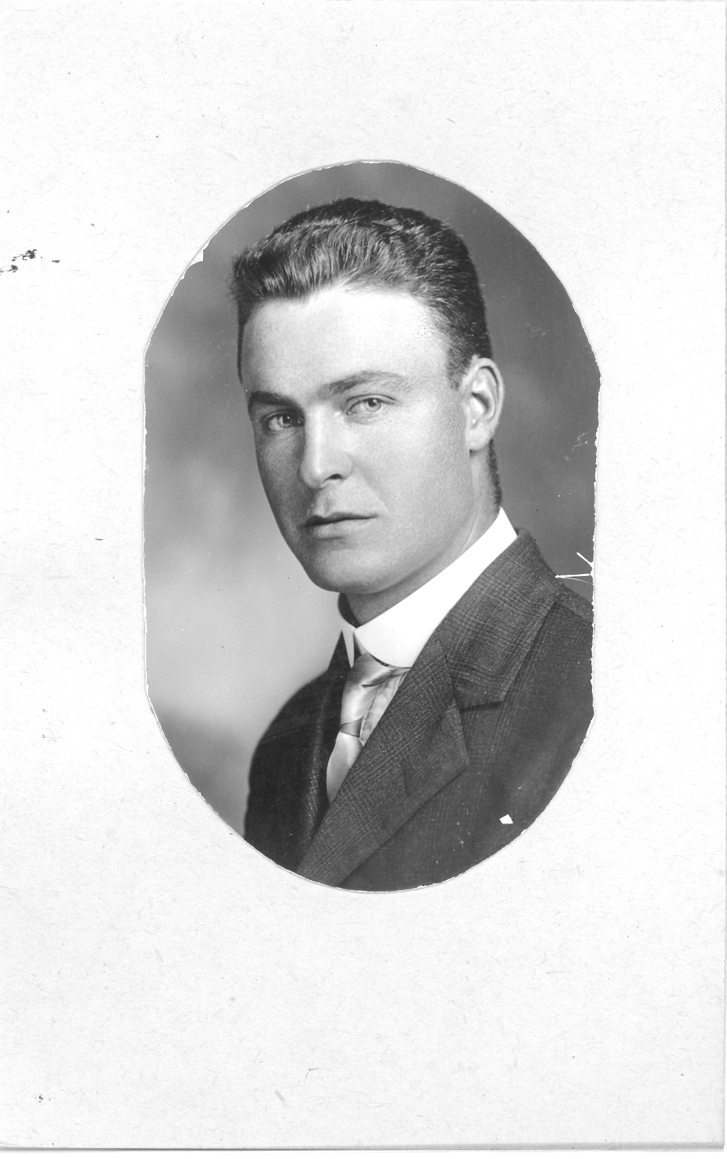 Frank Lawrence Walter (World War I, Tulare County), 001 (World War I), 1914 (Internet Archive)