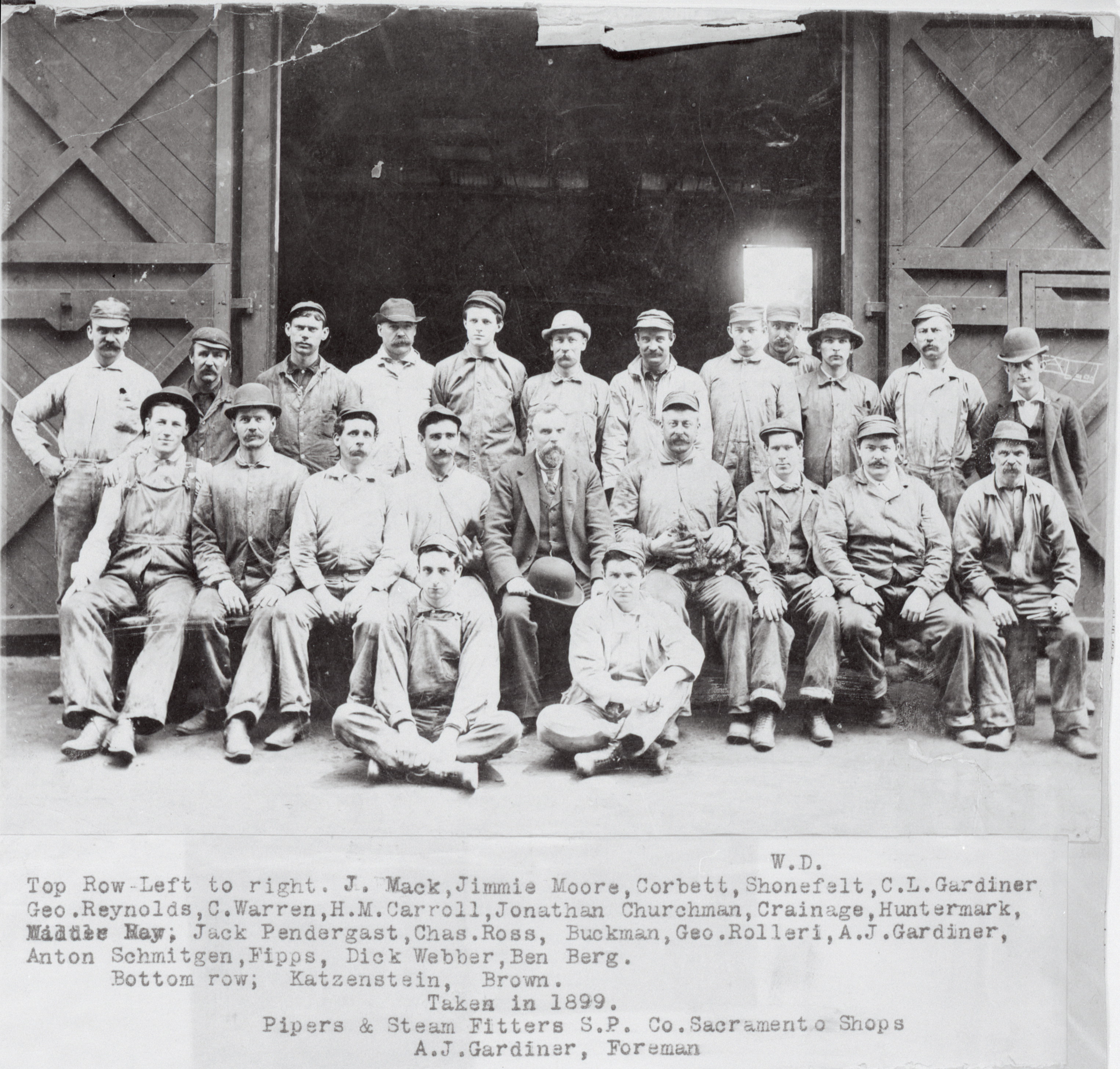 [Group portrait of Southern Pacific Railroad Sacramento Shops employees: pipers and steamfitters], 1899 (Internet Archive)