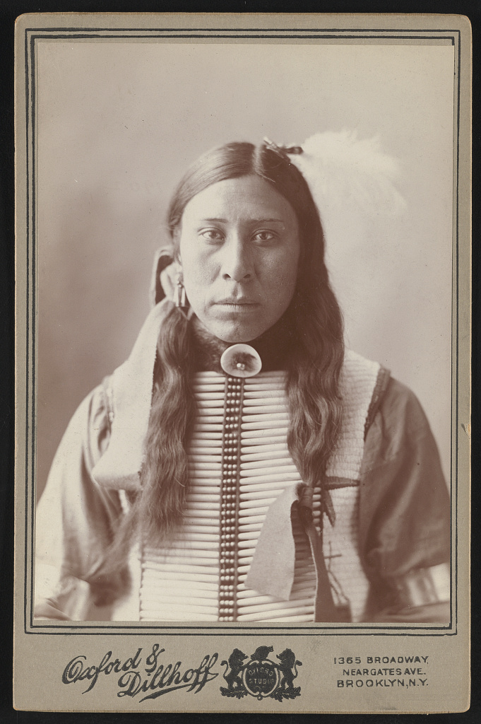 Mrs. American Horse, 1902 (Library of Congress)