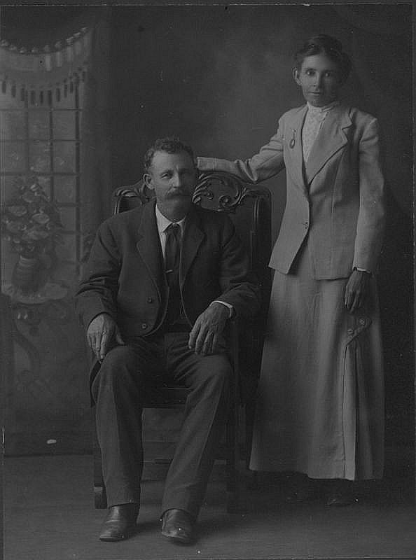Norton and Mary Tharp, Porterville, California, ca 1900., 1900 (Internet Archive)