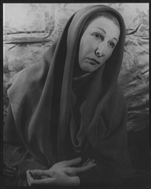 [Portrait of Judith Anderson in Family Portrait], 1939 (Library of Congress)
