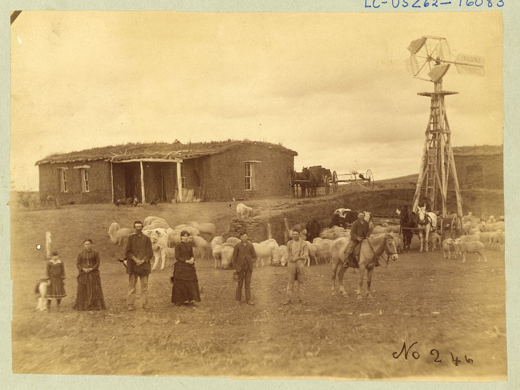 [William Moore and family, Sargent, Custer County, Nebraska], 1886 (Library of Congress)